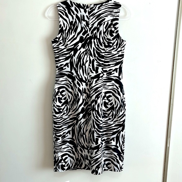 Calvin Klein - Zebra Print Sleeveless Sheath Dress - Picture 5 of 7